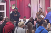 Asmin tvrdi da ga Aneli još voli: Mogu da je imam kad god poželim!