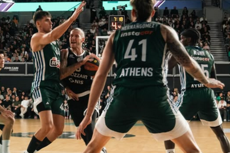 Partizan dobro krenuo, pa stao: Panatinaikos slavio u Melburnu (FOTO/VIDEO)