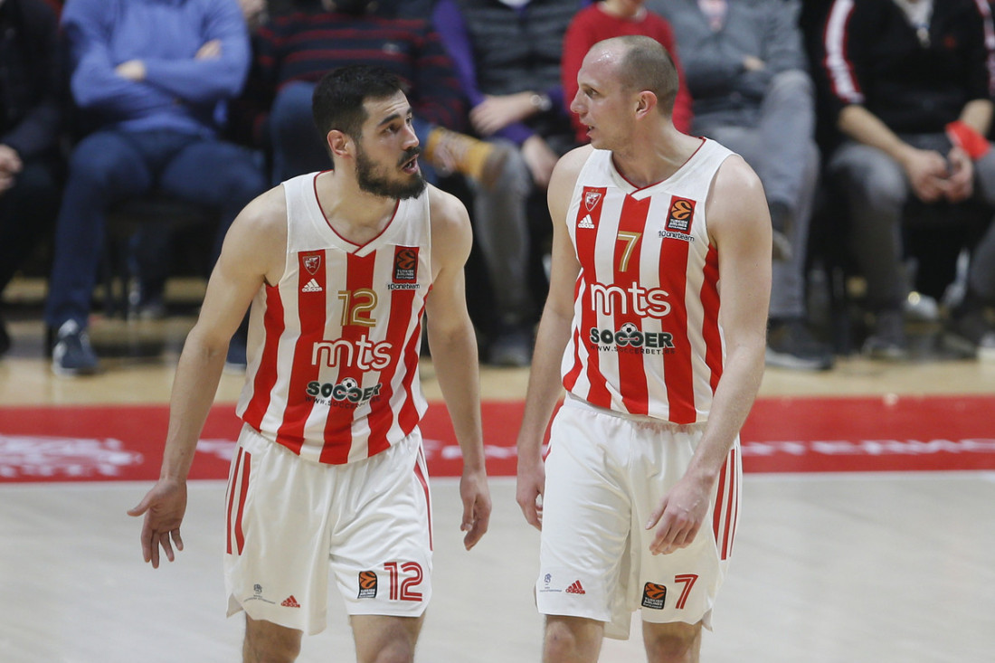 Zvezda bez dva asa otputovala na Krit! Dobrić debituje kao kapiten!