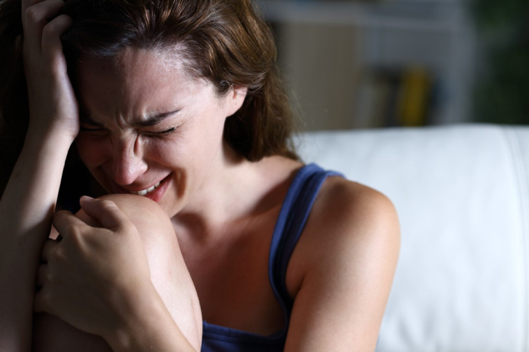 Makron u škripcu: Premijer Lekorni se povukao, pregovori traju još 48 sati