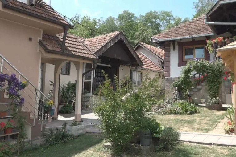 Ovo mesto u Srbiji je pravi raj na zemlji: Stranci dolaze zbog sira, kajmaka ali i mira! (FOTO)