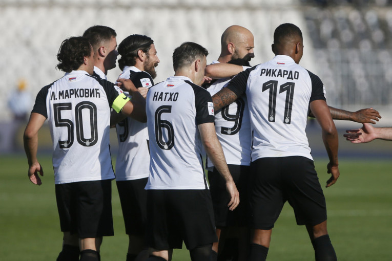 Čukarički se pohvalio novim potpisom: Stigao je i bivši fudbaler Partizana (FOTO)