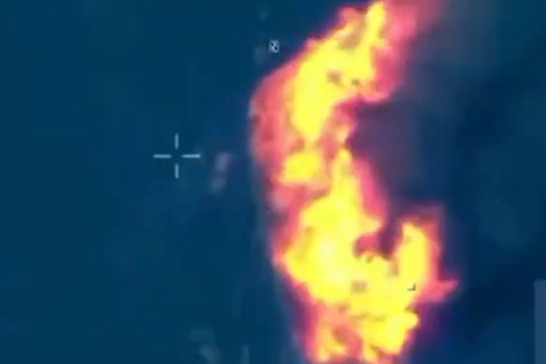 Pogođen još jedan brod u Karipskom moru! Tramp se pohvalio uspešnom akcijom (VIDEO)