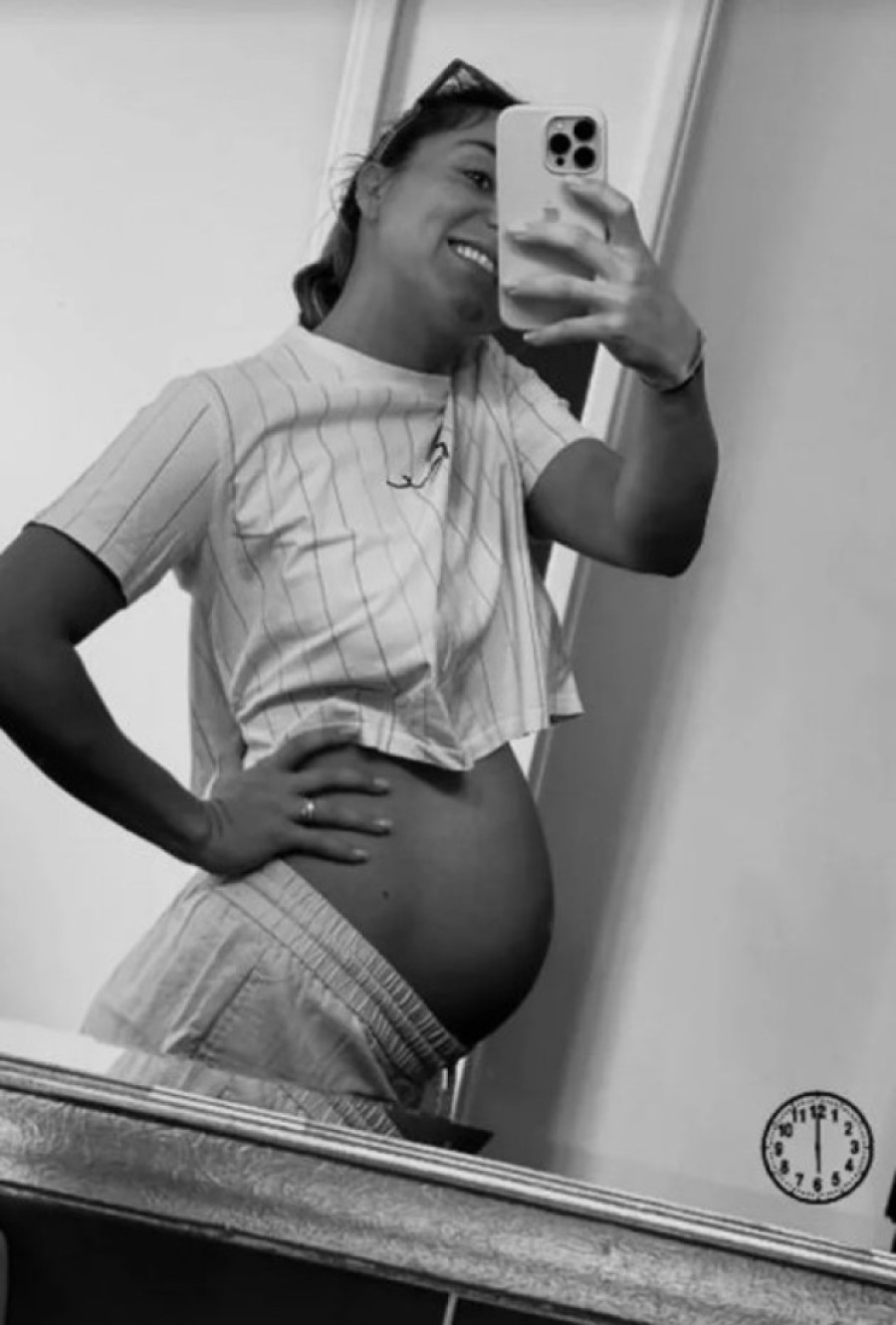 Finalistkinja "Zvezda Granda" pokazala trudnički stomak: Broji sitno do dolaska svoje prve bebe!