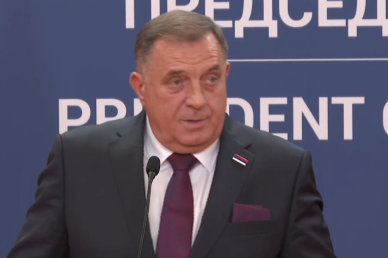 Jaka poruka Dodika " Živim za trenutak kad će se Republika Srpska politički odvojiti od političkog Sarajeva"