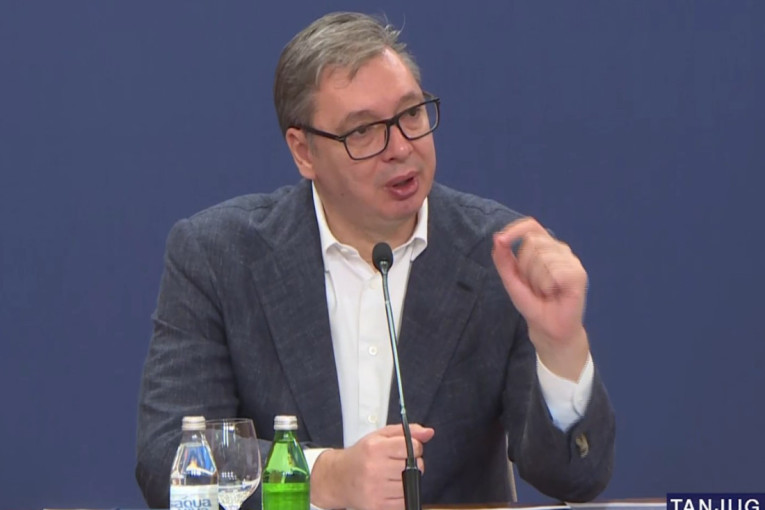 Vučić predstavio nove mere države: Legalizacija kompletnog objekta za 100 evra! (FOTO/VIDEO)