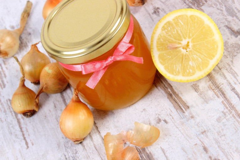Kašalj i prehlada ne daju vam mira? Isprobajte ovaj tradicionalni grčki recept od samo tri sastojka