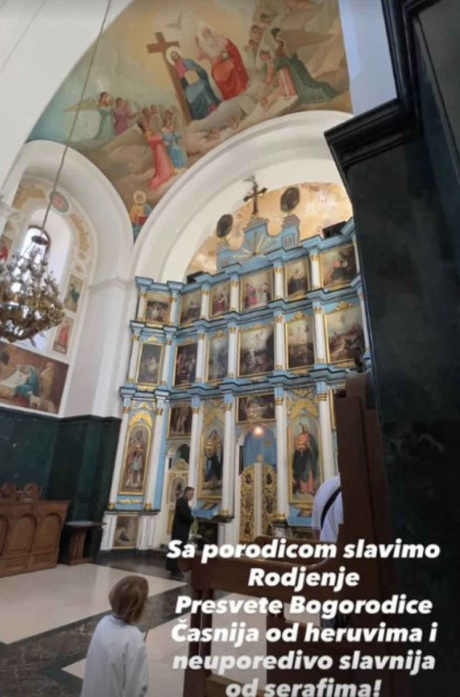 "Sa porodicom slavimo rođenje" Milan Stanković na Malu Gospojinu posetio svetinju (FOTO)