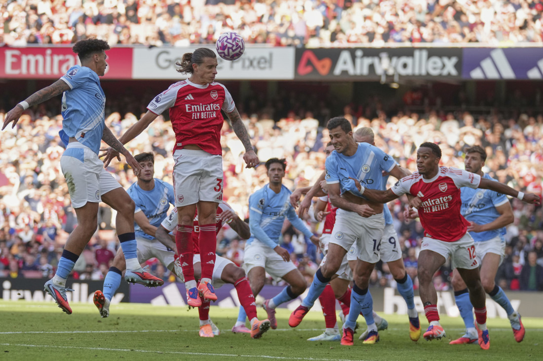 Luda završnica: Šta ako Arsenal i Siti budi izjednačeni po bodovima