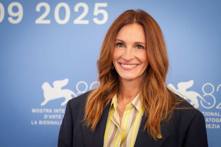 Džulija Roberts se užasno plašila prvog susreta sa ovom koleginicom: Drama za kuhinjskim stolom (FOTO/VIDEO)