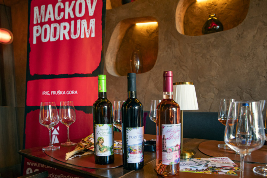 „Vidimo se kod Konja“: Good Food & Wine festival donosi spektakl vina, sireva i muzike u srce Beograda