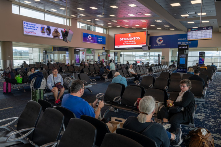 Misteriozni napad paralisao avione i aerodrome širom Evrope: Oglasili se iz EU - ovo je uzrok