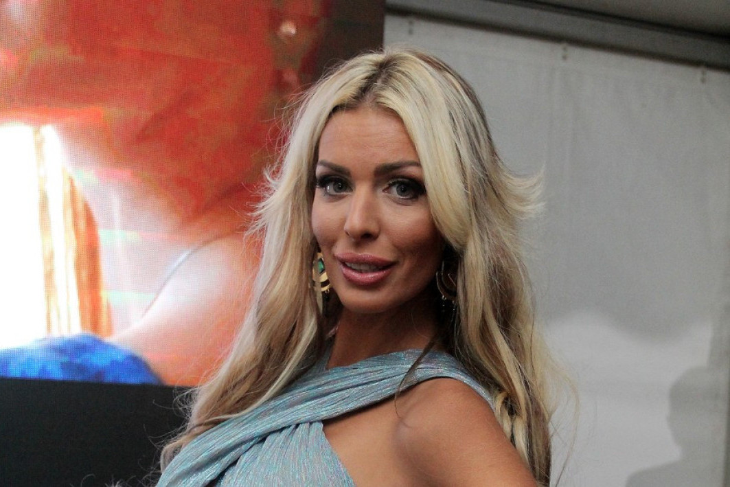 Ava Karabatić, ipak, nije trudna: Starleta objasnila šta se desilo!