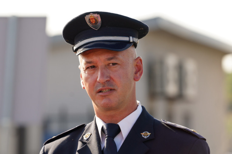 Počela sanacija kolovoza posle vojen parade! Policija moli vozače da pokažu strpljenje (VIDEO)