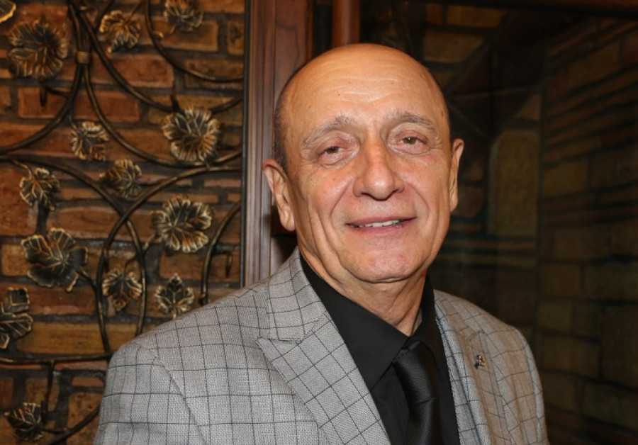 Poznati pevač udario zabranu: Nisam gradio karijeru da bih izdržavao tuđu decu!