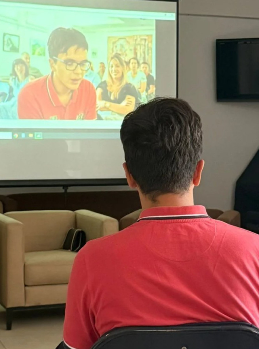 Održana druga radionica u okviru projekta "Naša priča": Poznata televizijska lica i urednici pomogli osobama sa invaliditetom!