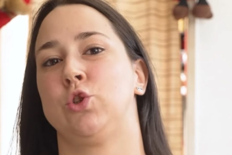 Nezaposlenoj mladoj majci Kristini pomoć države mnogo znači: Spremam se za veliki korak (VIDEO)