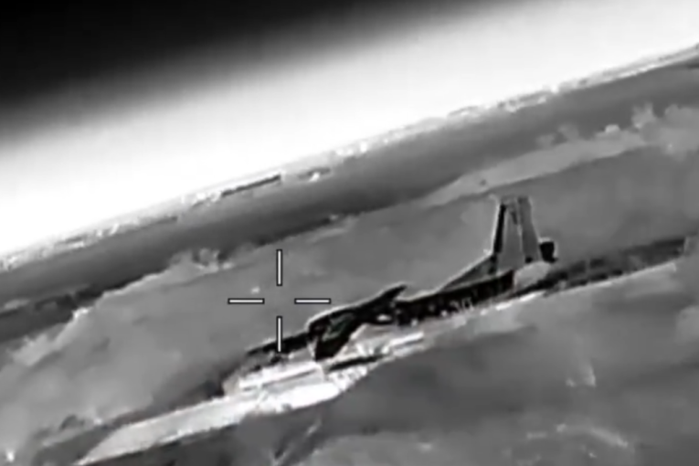 Ukrajinci napali Krim! Uništeni ruski avioni, "pogledajte kako lepo gore" (VIDEO)