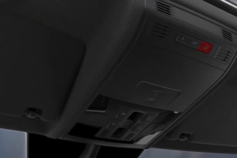 Bitnije je nego što mislite: Skriveno dugme u autu vas može spasiti tokom najopasnijih situacija na putu