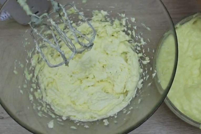 Recept dana: Jang kocke mame svojim prhkim koricama i neodoljivim filom od vanile