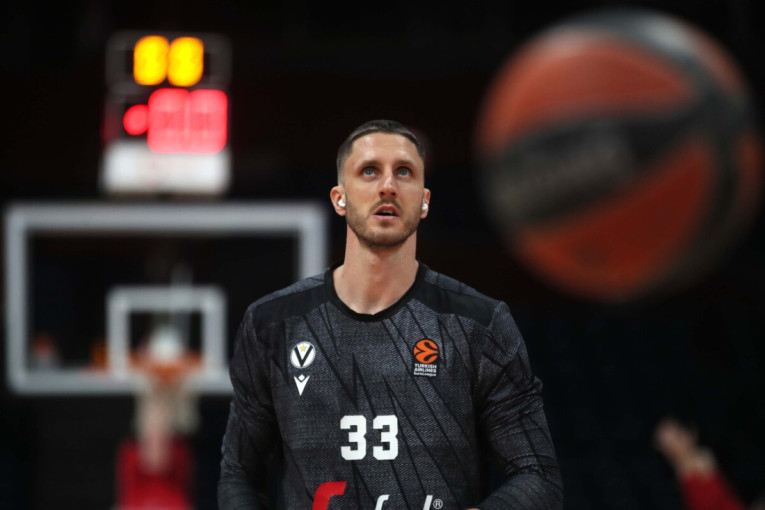 Bivša NBA zvezda spremna da zameni košarkaša Partizana!