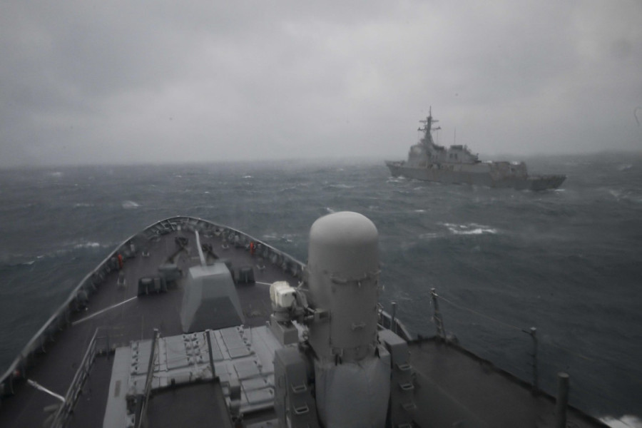 Ruski brod uočen u blizini Danske! Danima se krio, sumnja se da su sa njega poleteli misteriozni dronovi (VIDEO)