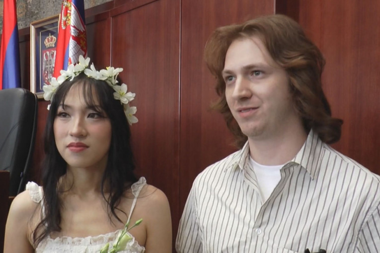 Koreni jači od daljine: Kanađanin srpskog porekla oženio Filipinku baš u Čačku!