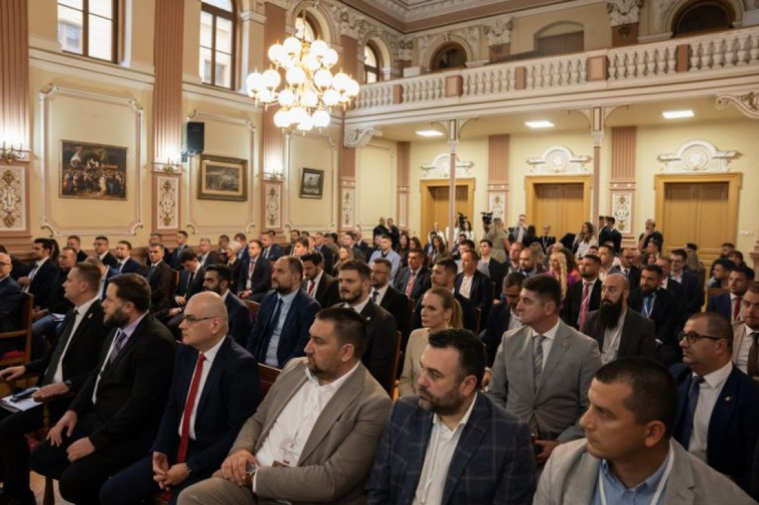 Međunarodni forum "Novo doba" okupio patriotske snage sa tri kontinenta (FOTO)