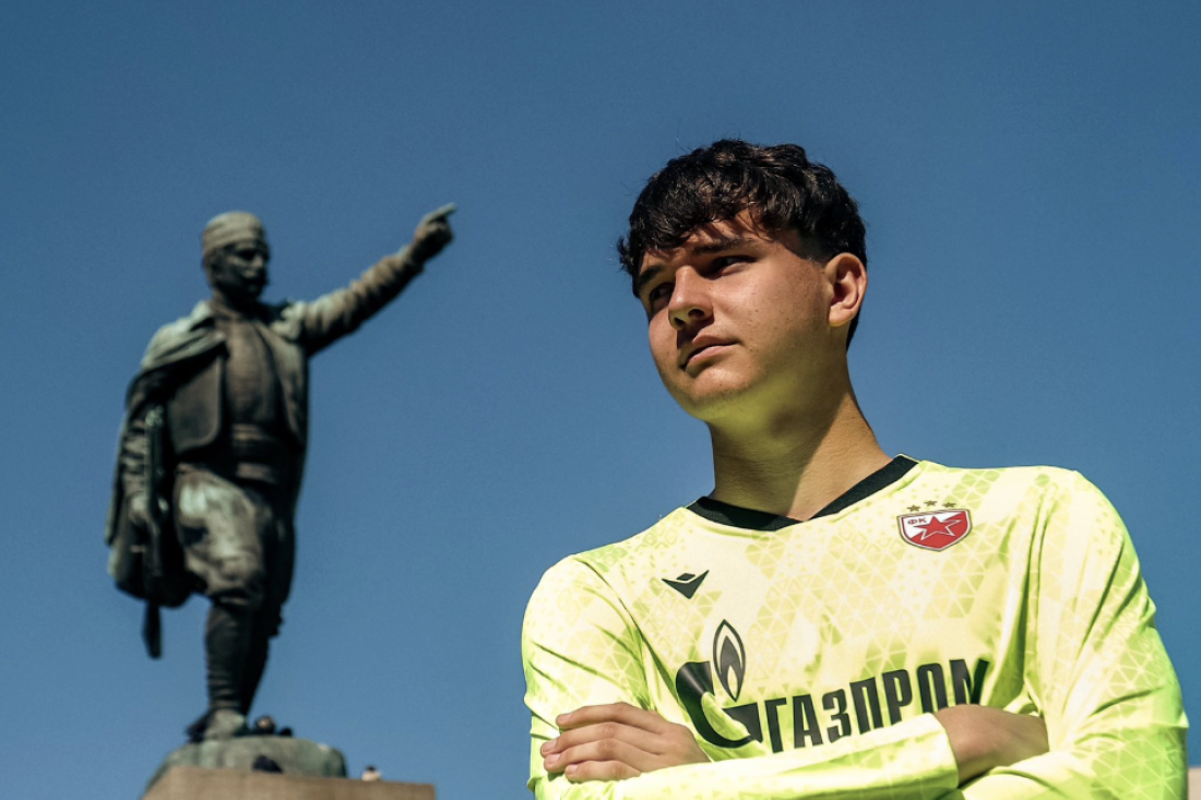 Zvezda zaključala rekordera! Najmlađi debitant u istoriji kluba potpisao novi ugovor!