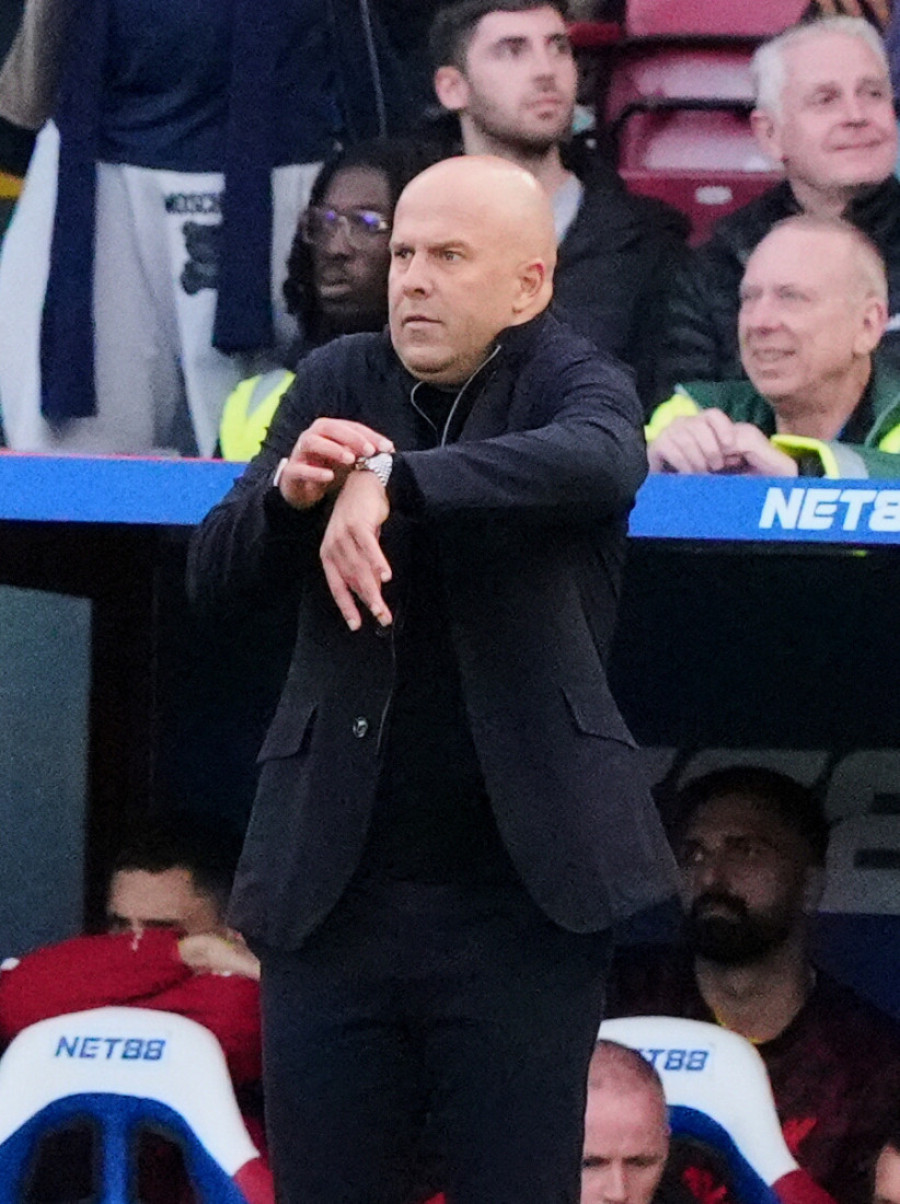 Liverpul izgubio, Slot odredio krivca za "kobni" gol: Jedan igrač je u tom trenutku razmišljao previše napadački (VIDEO)