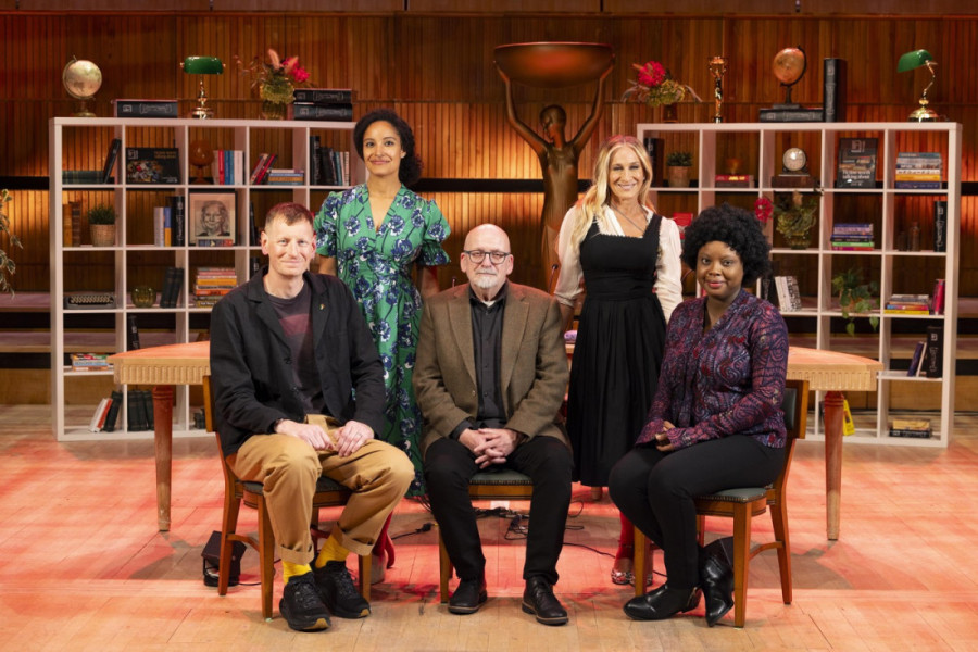 Ne morate da se rastajete od letnjih haljina: Zahvaljujući triku Sare Džesike Parker postaće vaš adut i kad zahladi