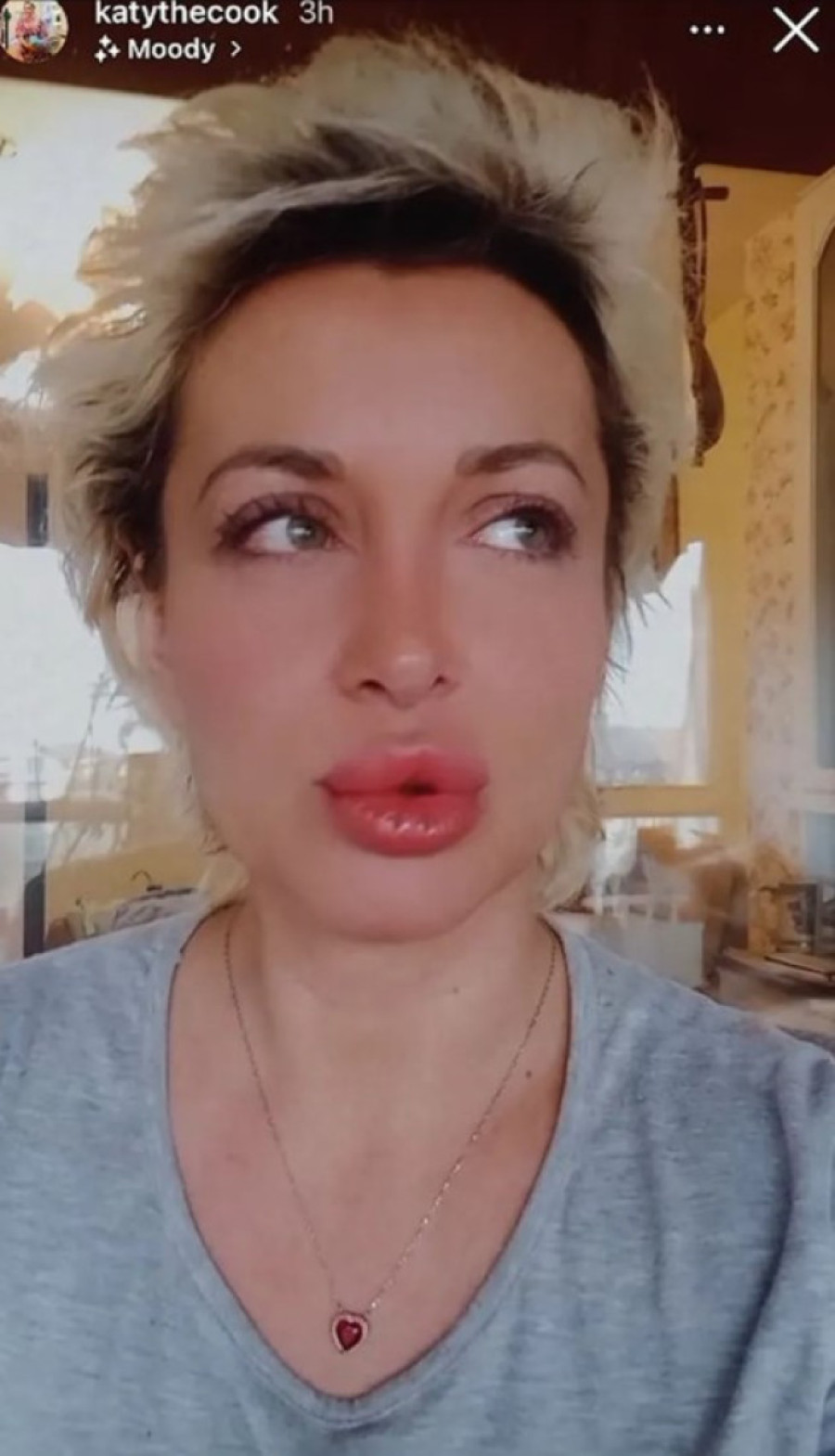 Oglasila se Keti nakon intervencije Hitne pomoći: Trudim se da zvučim i izgledam normalno!