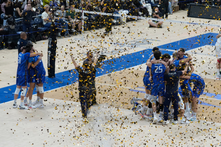 Nastavljen je rat! Šruder uzvratio Atamanu i nije birao reči (FOTO)