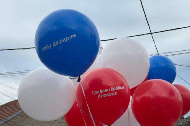 Kamenjem i psovkama na pošten narod: Blokaderi ne daju građanim u Bogatiću da šetaju