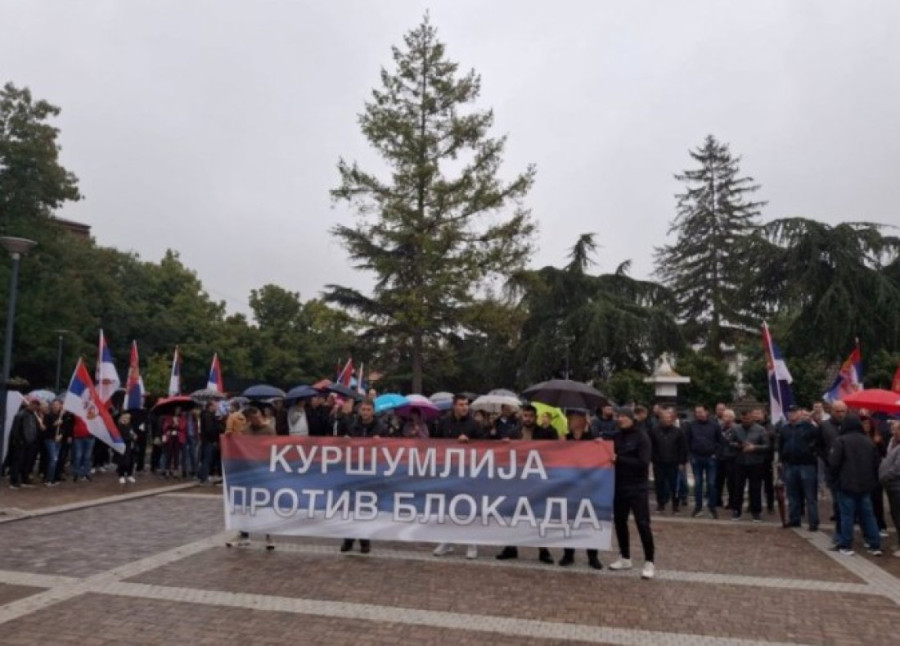 Predsednik Vučić sa narodom u Obrenovcu! Građani ustali protiv blokada - skoro 160.000 ljudi u maršu protiv terora (FOTO/VIDEO)