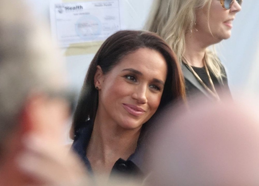 Udala se ćerka Suzane Mančić: Mlada veo do poda, mladoženja u uniformi, a voditeljka blista! (FOTO)