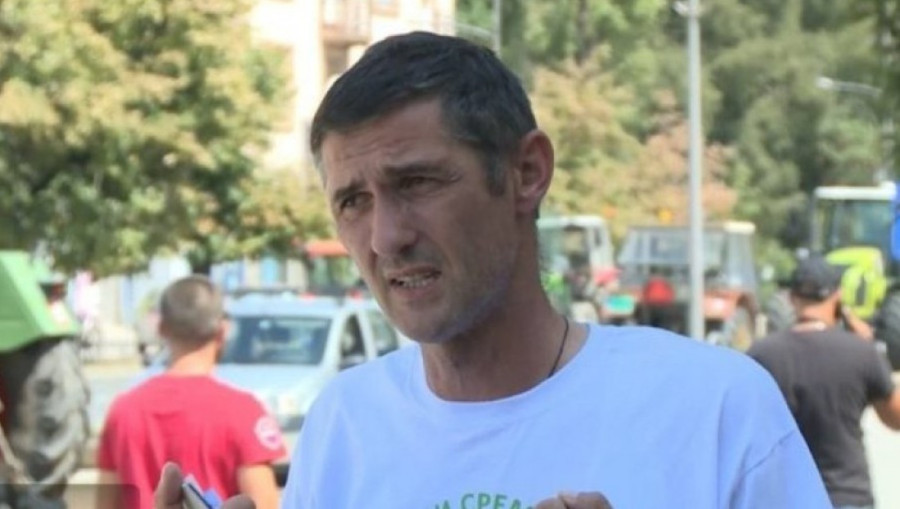 Otkrivamo ko je lažni paor koji teroriše Srbiju! Mile Slankamenac našoj deci blokira fakultete, a ćerke školuje u Mađarskoj!