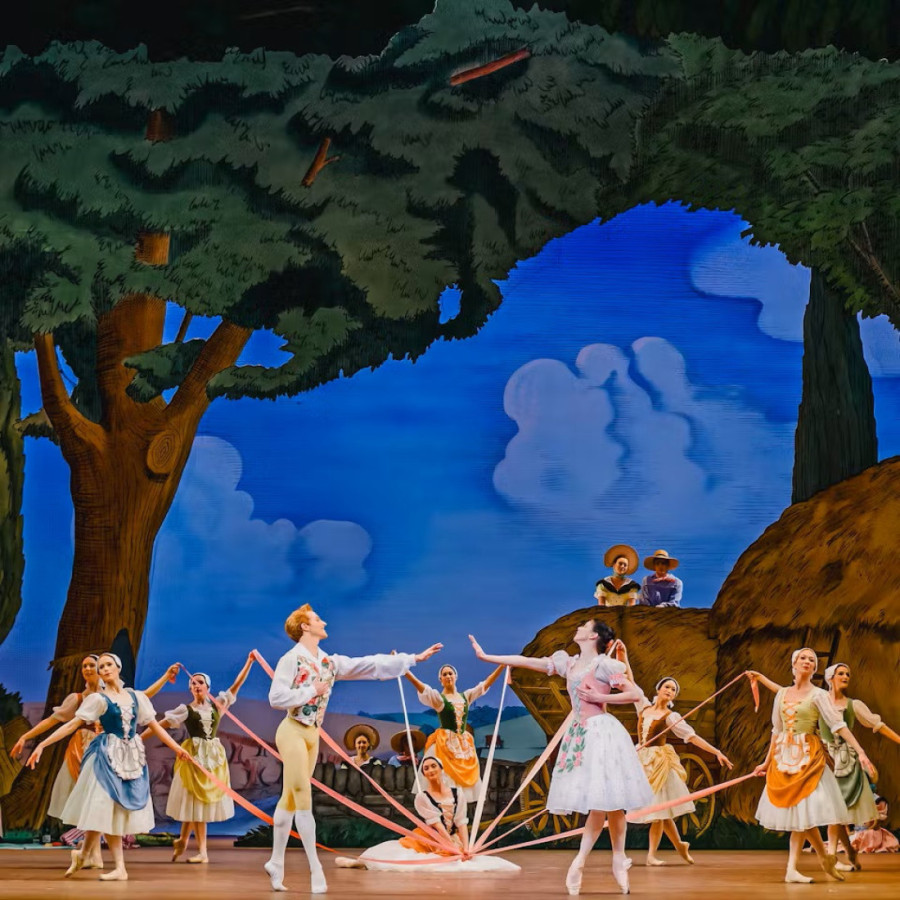 Operski i baletski spektakli na bioskopskom platnu uživo iz Londona: Novu sezonu otvara "Toska" sa čuvenom Anom Netrebko (FOTO)