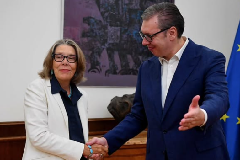 Vučić primio ambasadorku Kraljevine Danske: Razmotrili ključna pitanja bilateralnih i ekonomskih odnosa (FOTO)