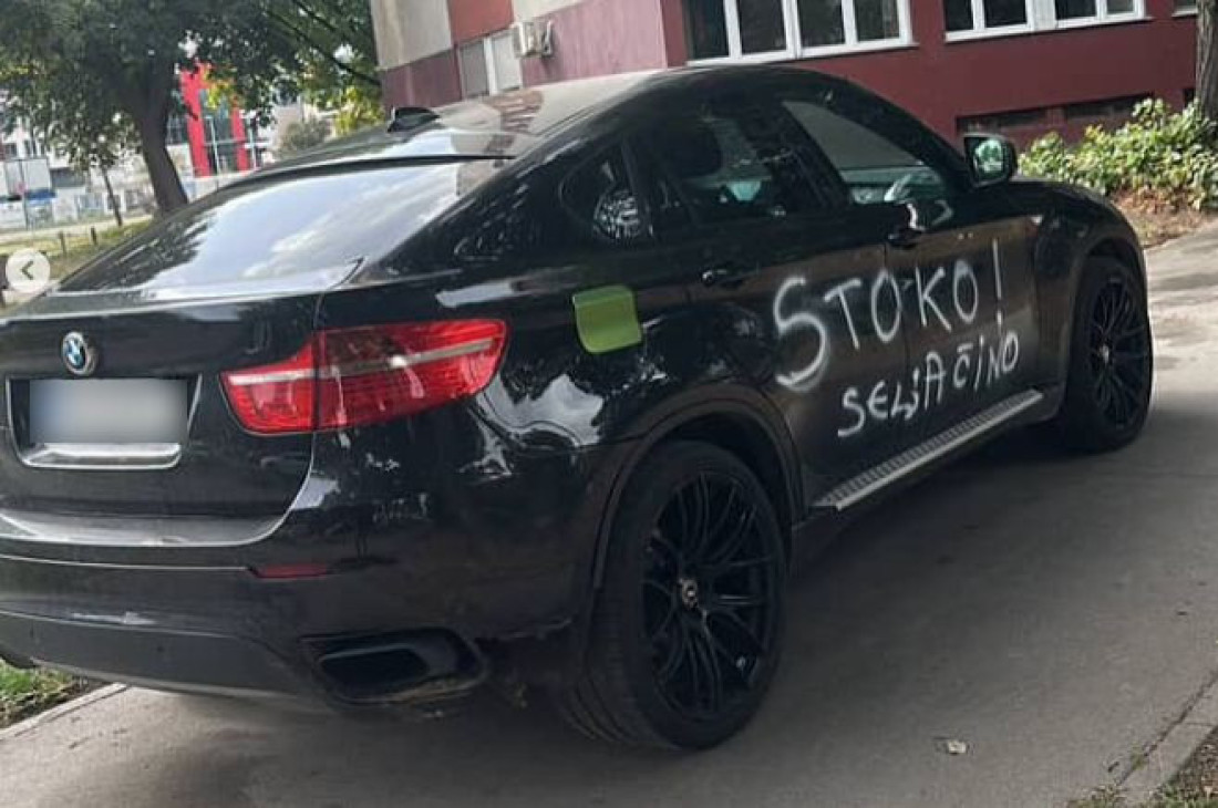 Bahato parkiranje ga skupo koštalo: Osvanula osvetnička poruka na luksuznom BMW na Novom Beogradu