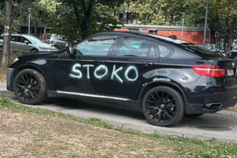 Bahato parkiranje ga skupo koštalo: Osvanula osvetnička poruka na luksuznom BMW na Novom Beogradu