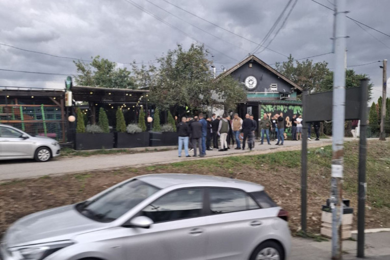 Ranjenoj u Višnjičkoj banji se i dalje bore za život: Žena satima u operacionoj sali