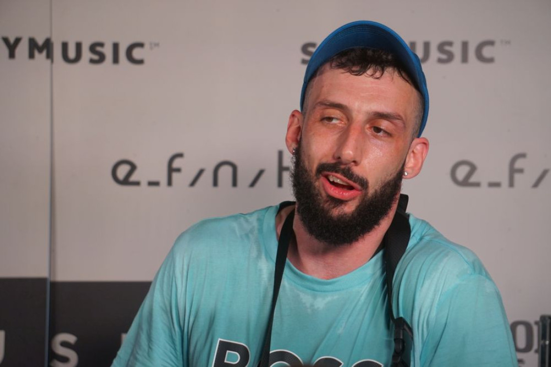 Prvo Đeksonovo oglašavanje nakon što su mu uništena kola na Novom Beogradu! (FOTO)