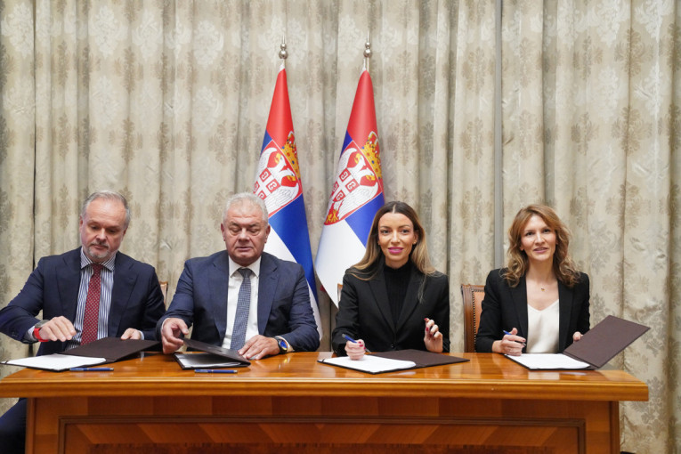 Mesarović: Od danas dostupna sredstva za nabavku opreme i obrtna sredstva u Banci Poštanske štedionice