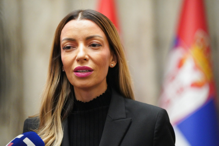 Mesarović: Od danas dostupna sredstva za nabavku opreme i obrtna sredstva u Banci Poštanske štedionice