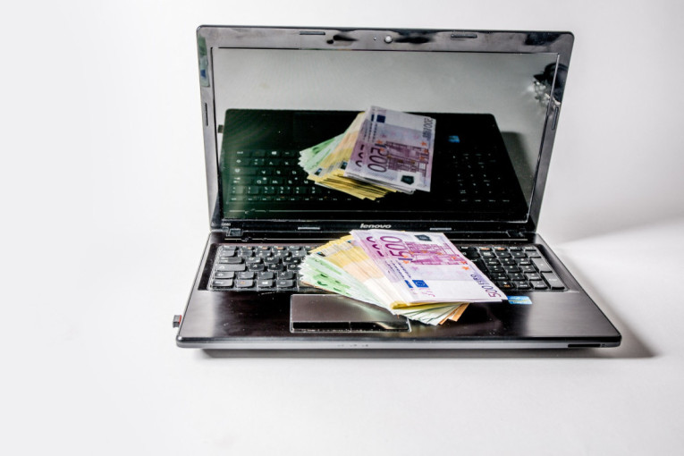Biznis mu donosi milione, a on odbija da da otkaz! Četiri dana nedeljno ide na posao, iza svega stoji ovo!