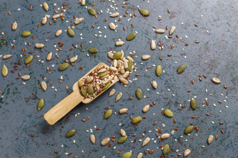 Telo ga ne proizvodi, a nedostatak ovog vitamina može da vam obori imunitet: Evo koje namirnica pomažu da ga nadoknadite