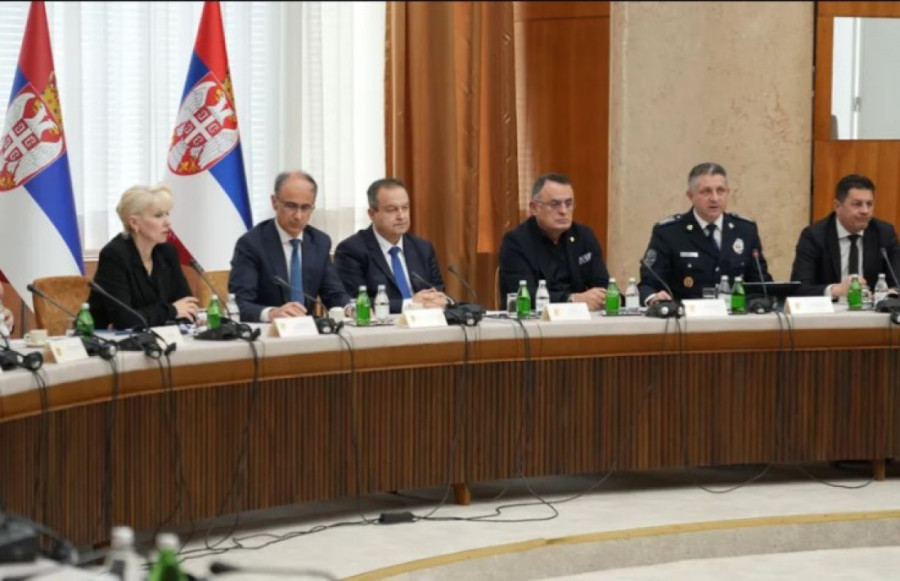 Ministar prosvete: Verujem da će nova školska godina na univerzitetima početi 3. novembra