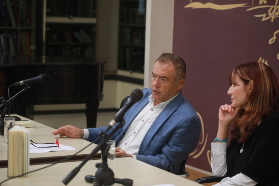 Najvažnije su "bedne istine", a ne "cena girosa": Predstavljena knjiga putopisa Vladimira Pištala (FOTO)