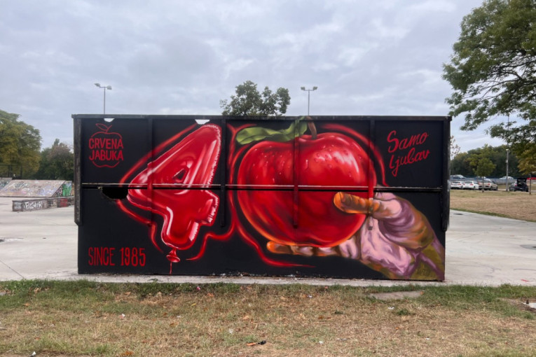 Emotivno pred velike koncerte Crvene jabuke u Beogradu, fanovi iznenadili: Osvanuo originalni mural posvećen bendu